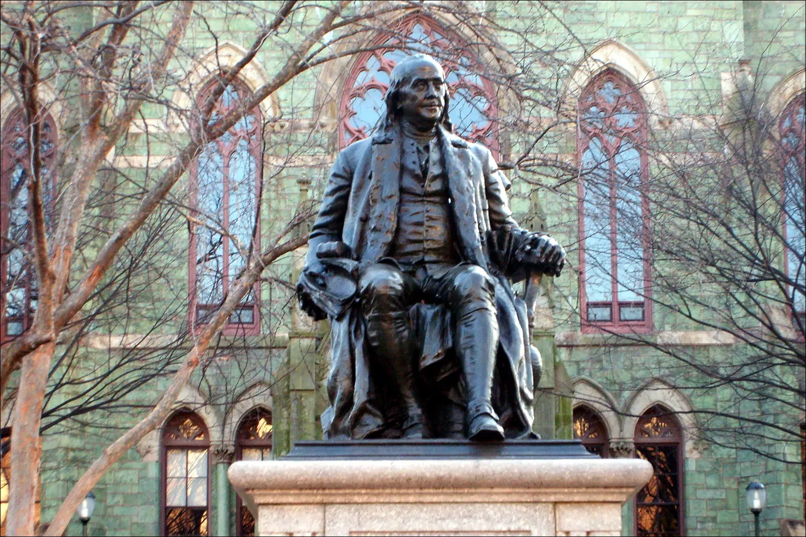 Статуя Бенджамина Франклина