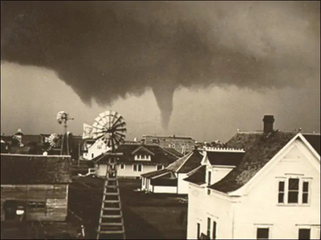 Торнадо в Гринсбурге, 1915 год