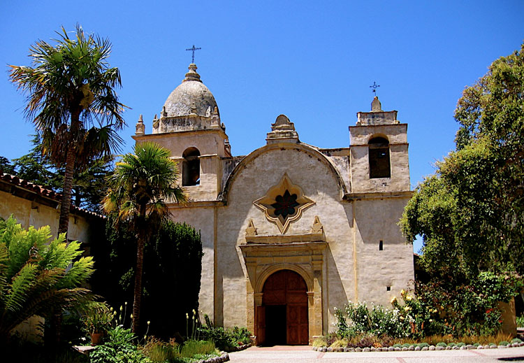 Миссия Сан-Карлос-Борромео-де-Кармело в Калифорнии