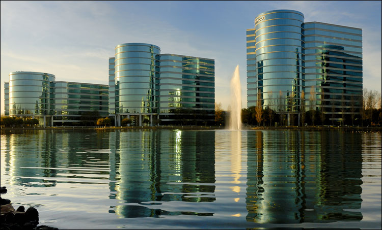 Штаб-квартира Oracle в Редвуд-Сити, Калифорния