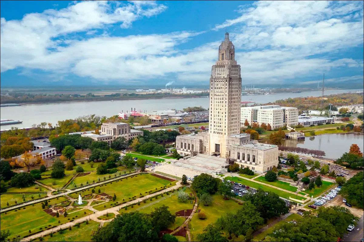 Капитолий штата Луизиана