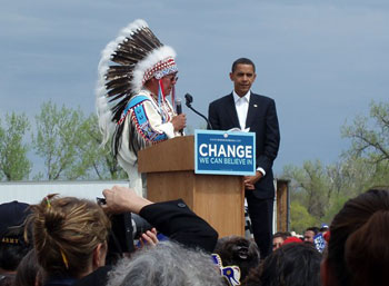 Барак Обама в резервации индейцев кроу, Монтана