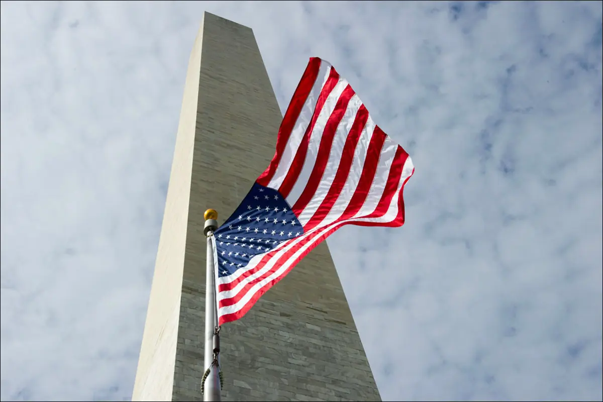 Флаг США в Вашингтоне